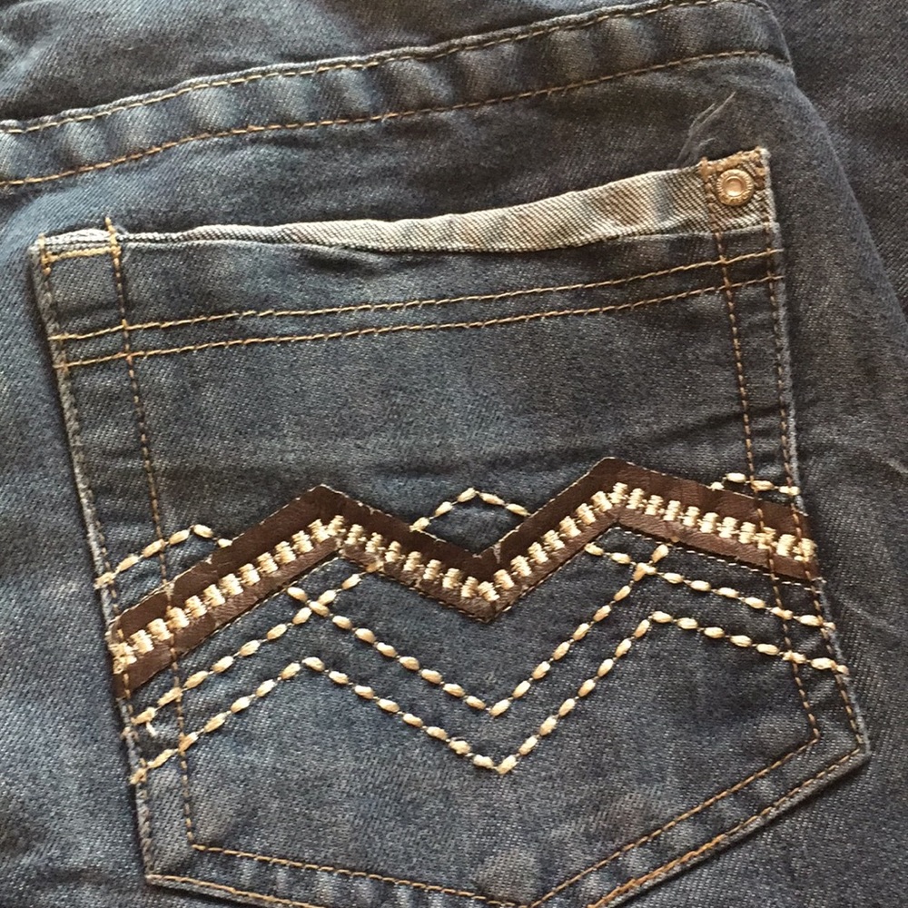 English Laundry 30x32 lion crested blue jeans - Picture 3 of 7